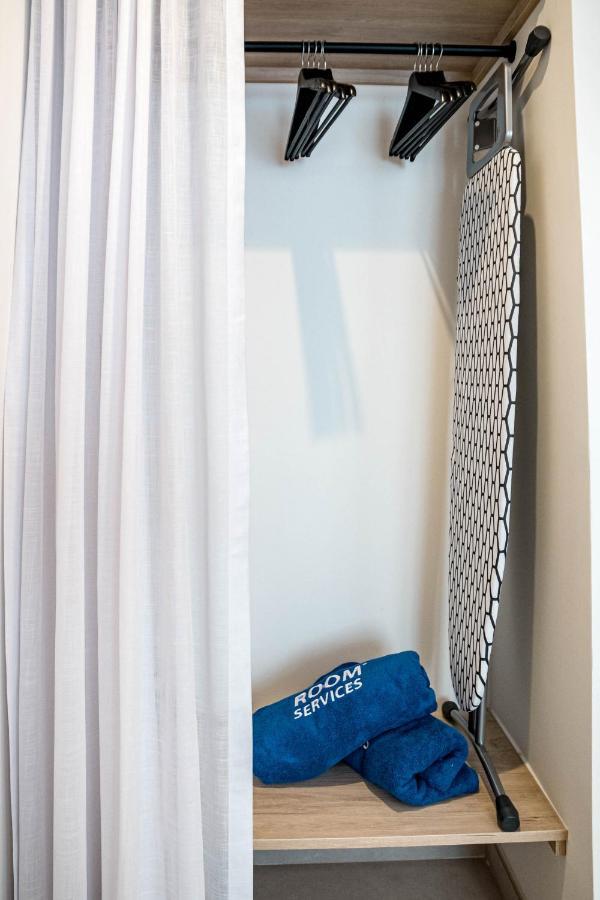 Seaclub Suites Estepona By Roomservices Esterno foto